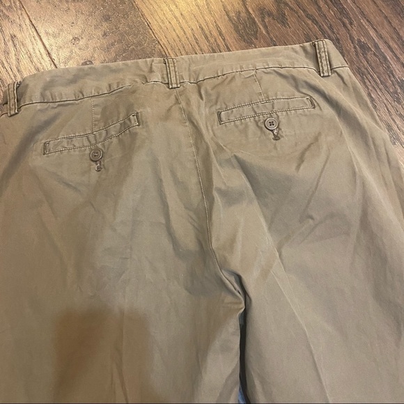 J. Crew low fit 100% cotton khaki pants 10 - Picture 9 of 9